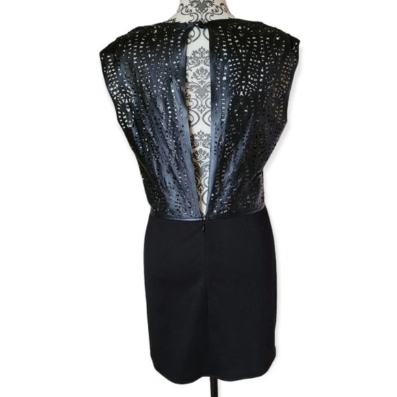 House of Harlow 1960 pleather cutout dress size large - Picture 4 of 16